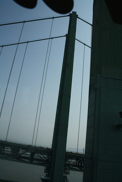 22.Megabus.M21.DelawareMemorialBridge.DE.27June2010