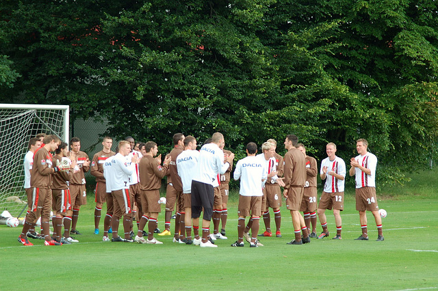 St. Pauli 1. Training 10-11  033