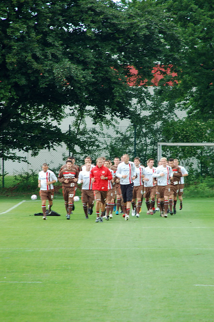 St. Pauli 1. Training 10-11  047