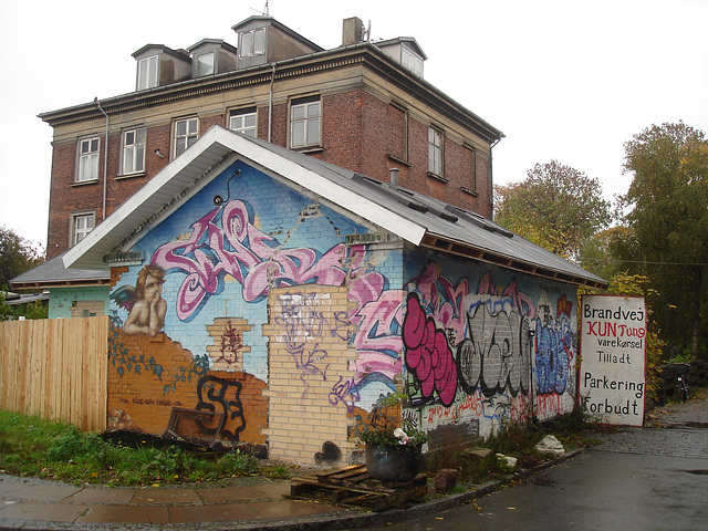 La maison Parkering forbudt house / Christiania - Copenhague / Copenhagen.  26 octobre 2008.