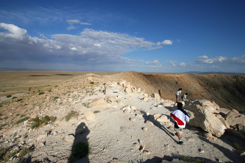 Meteor Crater (7199)