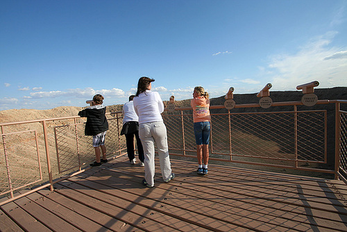 Meteor Crater (7208)