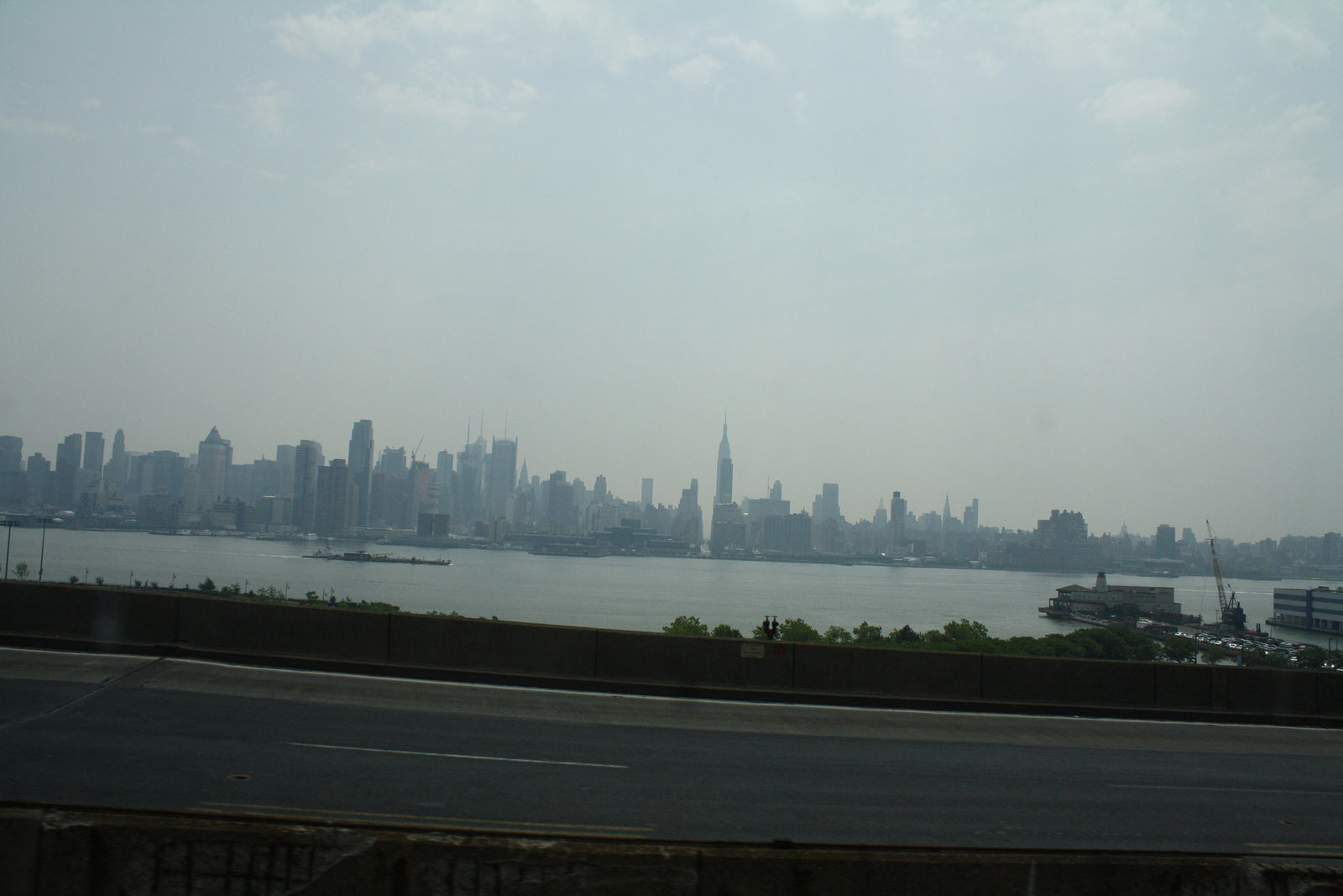 36.Megabus.M21.LincolnTunnel.NYC.27June2010