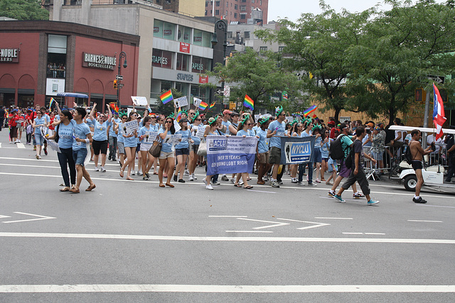 107.40thPride.Parade.NYC.27June2010