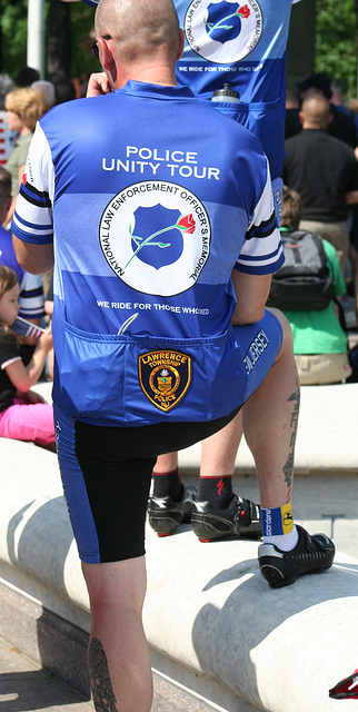 43.PoliceUnityTour.Ceremony.NLEOM.WDC.12May2009