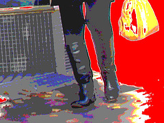 Blonde suédoise en jupe courte et bottes noires sexy / Perssons ur blond Lady in short dress and flat sexy black leather boots - Ängelholm / Suède - Sweden -  23-10-2008 - Cocktail photofitre