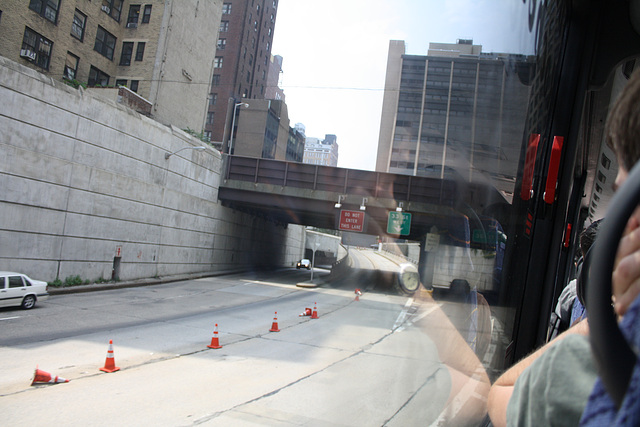 13.Megabus.M21.Arrival.NYC.27June2010