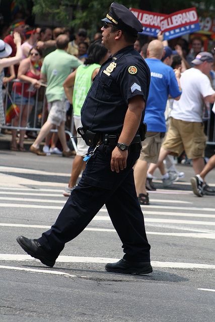 28.40thPride.Parade.NYC.27June2010