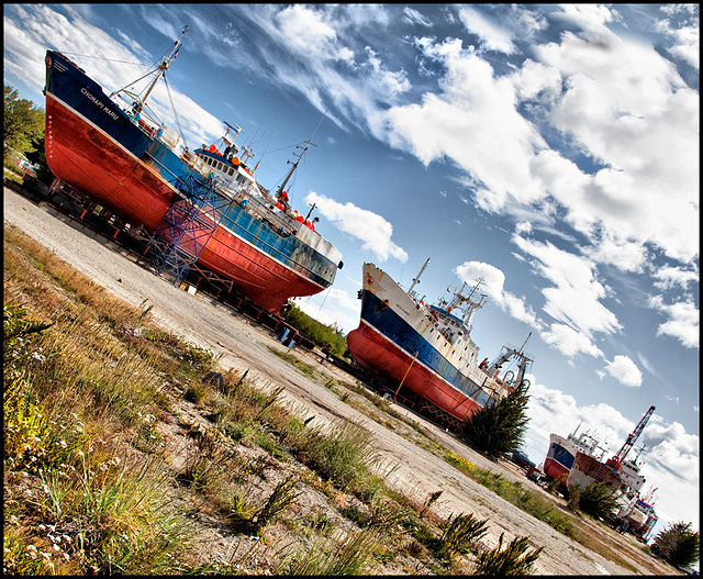 climbing ships