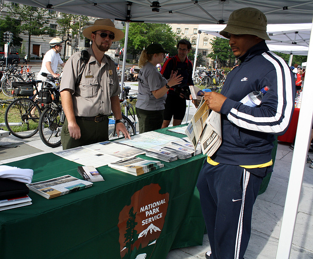 19.BTWD.FreedomPlaza.NW.WDC.21May2010