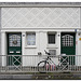 Haus mit Fahrrad