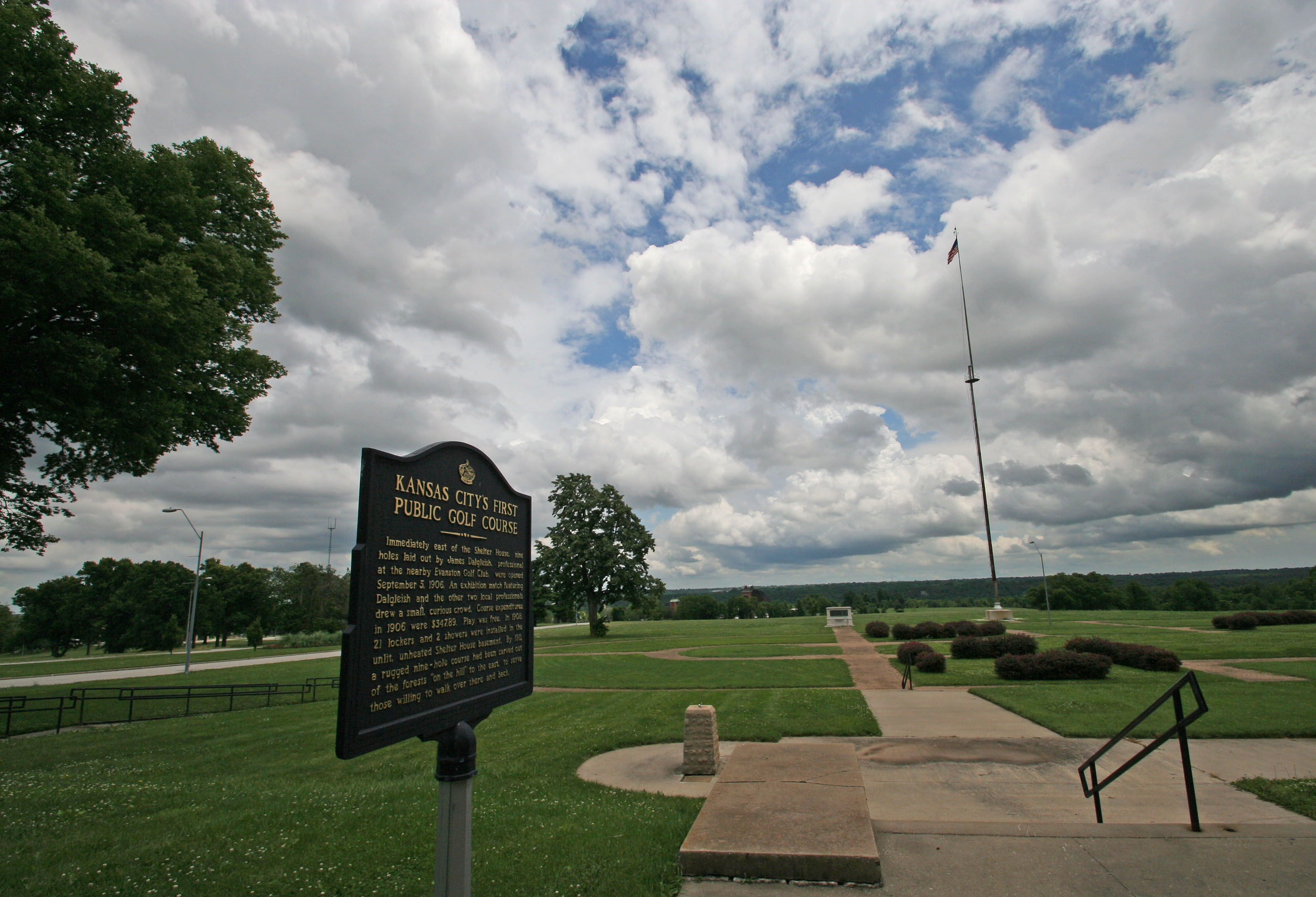 Swope Park View (7261) Swope Park View (7261)