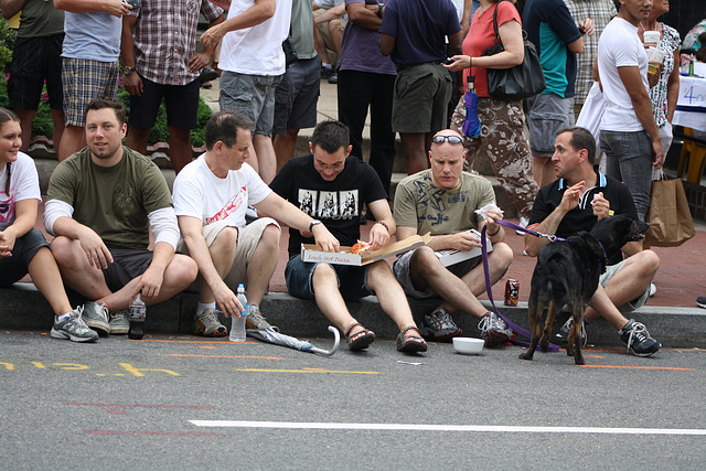 26.WaitingForPrideParade.PStreet.NW.WDC.12June2010