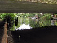 Unter der Brücke/2