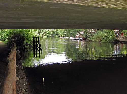 Unter der Brücke/2