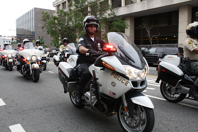 31.MotorcyclistsArrival.PUT.NLEOM.WDC.12May2010