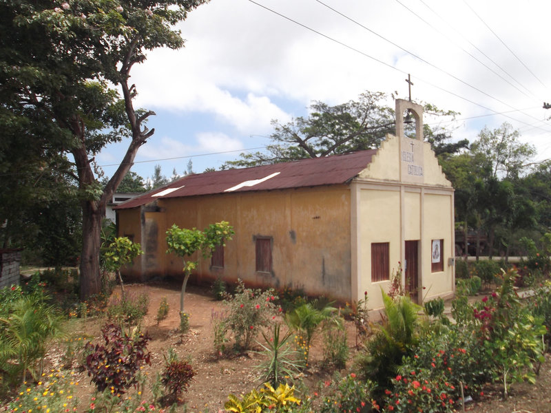 Cuban chapel / Chapelle cubaine.