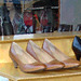 Chaussures sexy de mannequin énigmatique / Human dummy's enimagtic footwears - Ängelholm  / Suède - Sweden.  23-10-2008- Double pointillisme