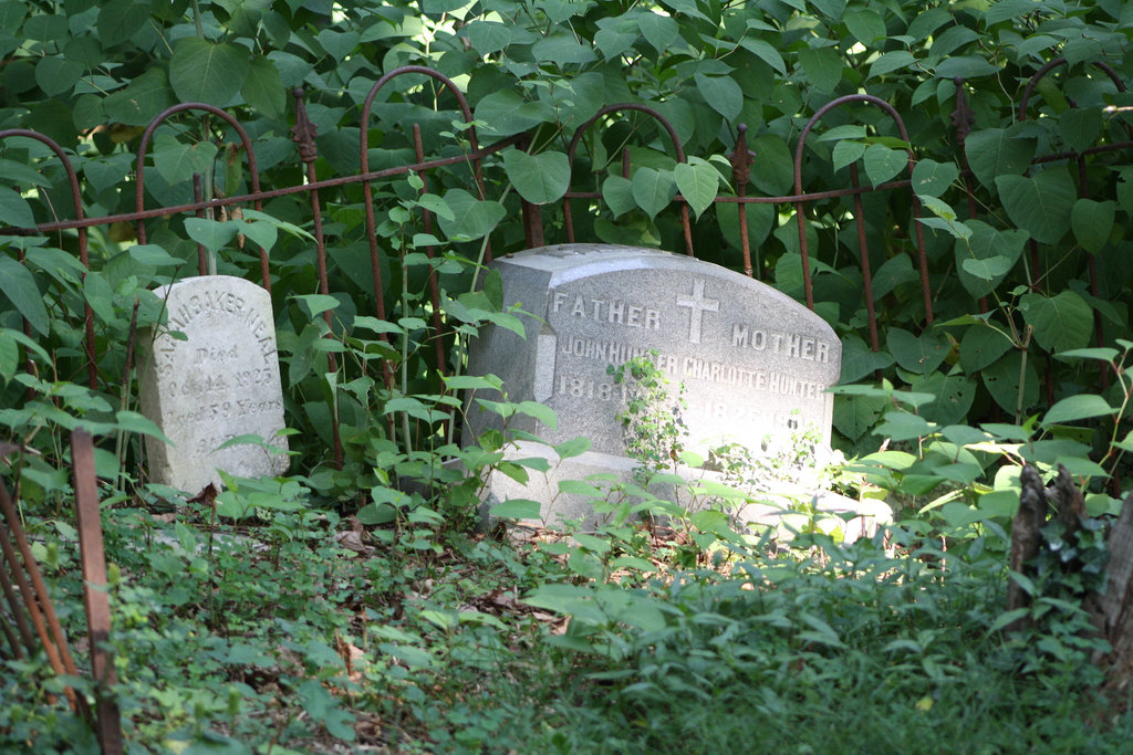 90.MountZionCemetery.Georgetown.27O.NW.WDC.21June2010