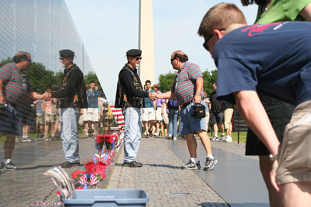 15.VietnamVeteransMemorial.WDC.22May2009