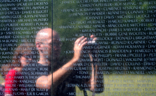 37.VietnamVeteransMemorial.WDC.22May2009