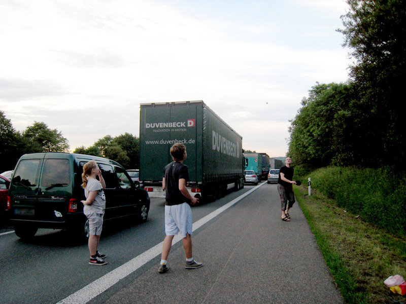 Zeitvertreib auf der A1