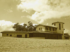 Maison de plage / Beach house - Varadero, CUBA.  3 Février 2010 - Sepia