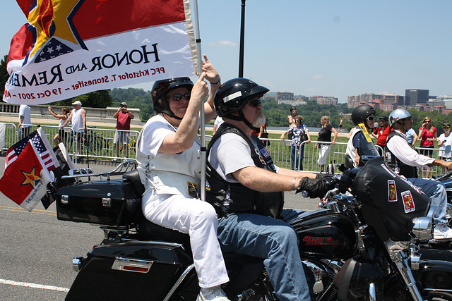 86.RollingThunder.LincolnMemorial.WDC.30May2010