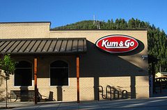 Kum & Go (5883)