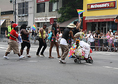 09.40thPride.Parade.NYC.27June2010