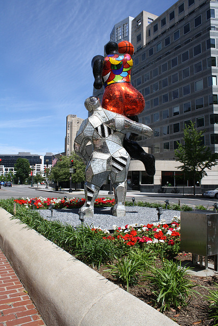 17.NikiDeSaintPhalle.NMWA.NYAvenue.WDC.15May2010