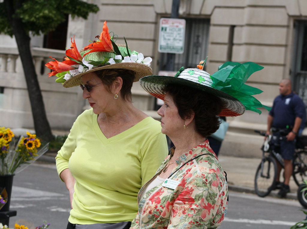 02.HatContest.Flowermart.MountVernon.Baltimore.MD.7May2010