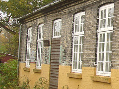 La maison au gros rond mural /  The big wall circle house - Christiania / Copenhague - Copenhagen.  26 octobre 2008.