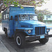 Ancien camion bleu / Old blue truck