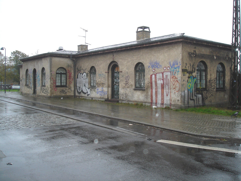 La maison aux graffitis artistiques /  Artistic graffitis house - Christiania / Copenhagen - Copenhague.  26 octobre 2008.