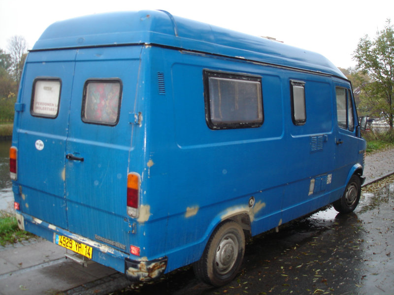 Blue truck / Camion bleu 4929 YP 14 - Christiania / Copenhagen - Copenhague.  26 octobre 2008.