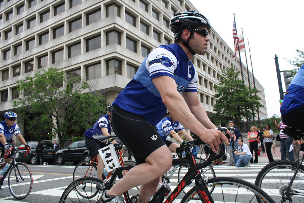 16.BicyclistsArrival.PUT.NLEOM.WDC.12May2010