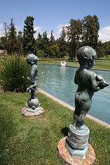 Frog Baby & Duck Baby at Forest Lawn Glendale (7069)