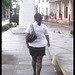 Chubby cuban girl in high heels / Cubaine bien en chair en talons hauts - Recadrage