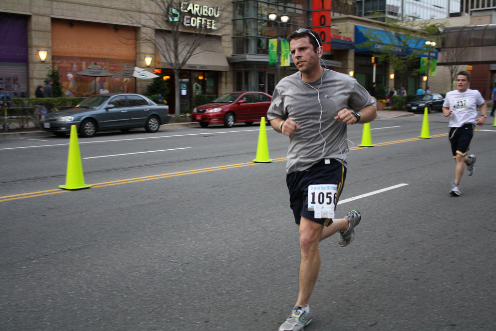 185.TheRace.5KRun.CrystalDrive.ArlingtonVA.2April2010