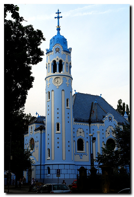 Sankt-Elisabeth-Kirche, "Blaue Kirche"