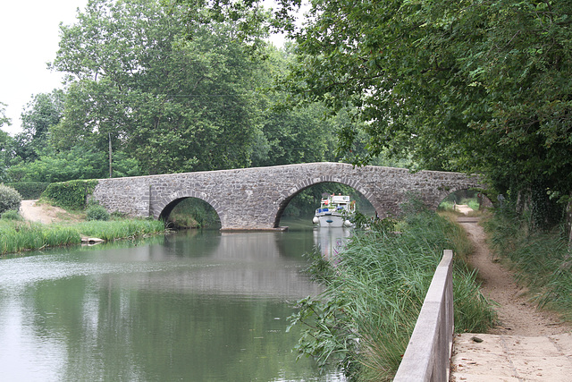 Pont des trois yeux.