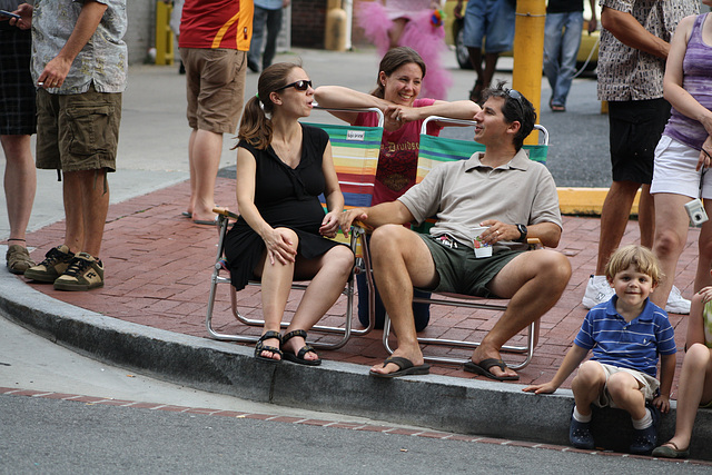 67.WaitingForPrideParade.PStreet.NW.WDC.12June2010