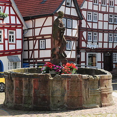 St.-Georg-Brunnen