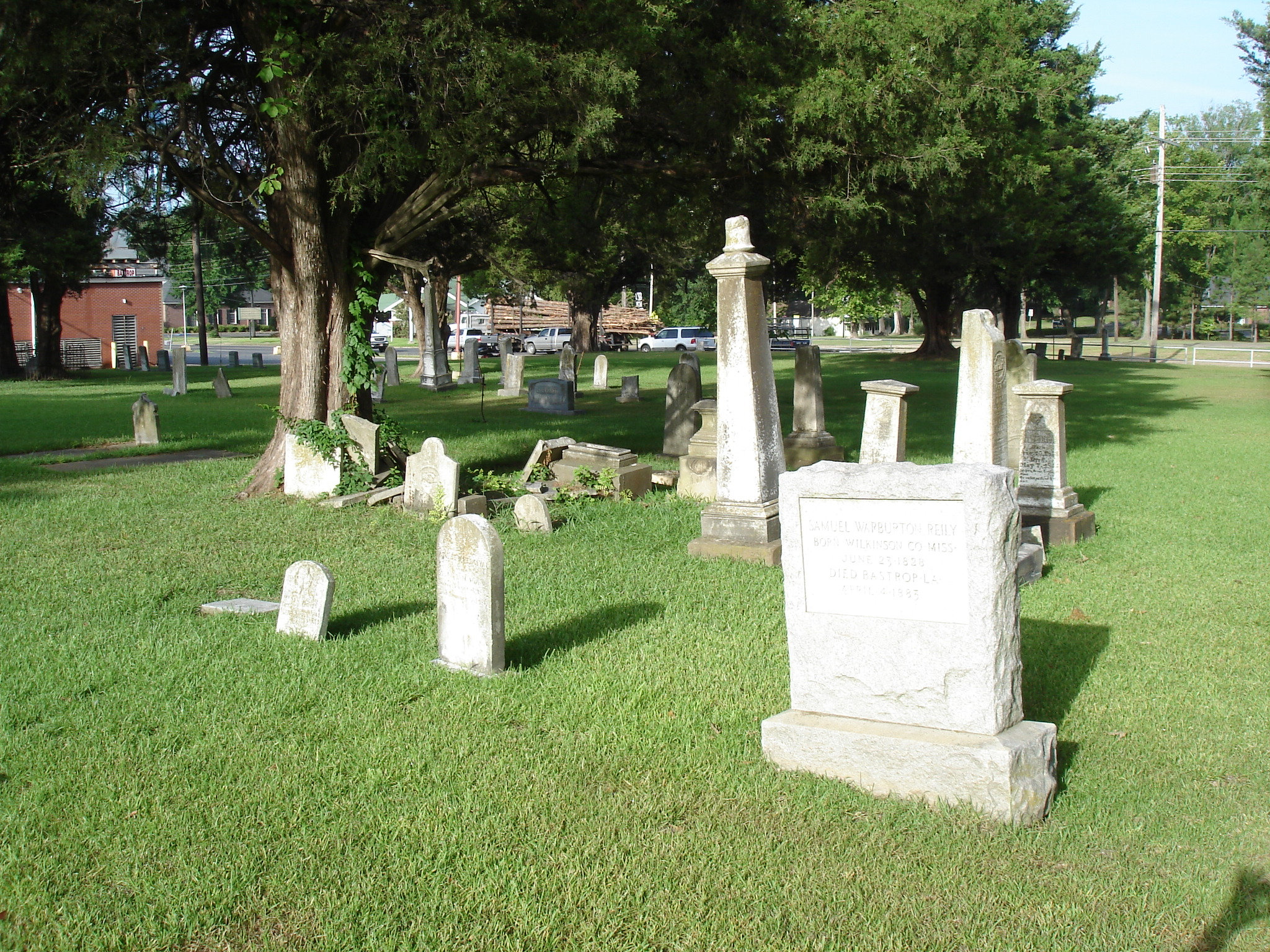 Le cimetière de Bastrop / Bastrop's cemetery -  Louisiane, USA. 8 juillet 2010.