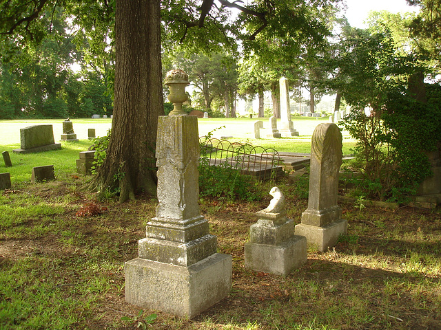 Le cimetière de Bastrop / Bastrop's cemetery -  Louisiane, USA. 8 juillet 2010.