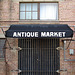 Antique market building / Marché d'antiquités - Bastrop - Louisiane. USA /  08-07-2010