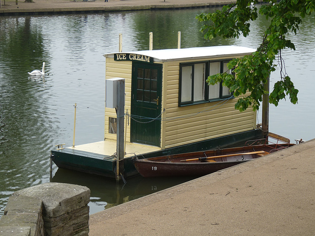 Floating Ice Cream Shop