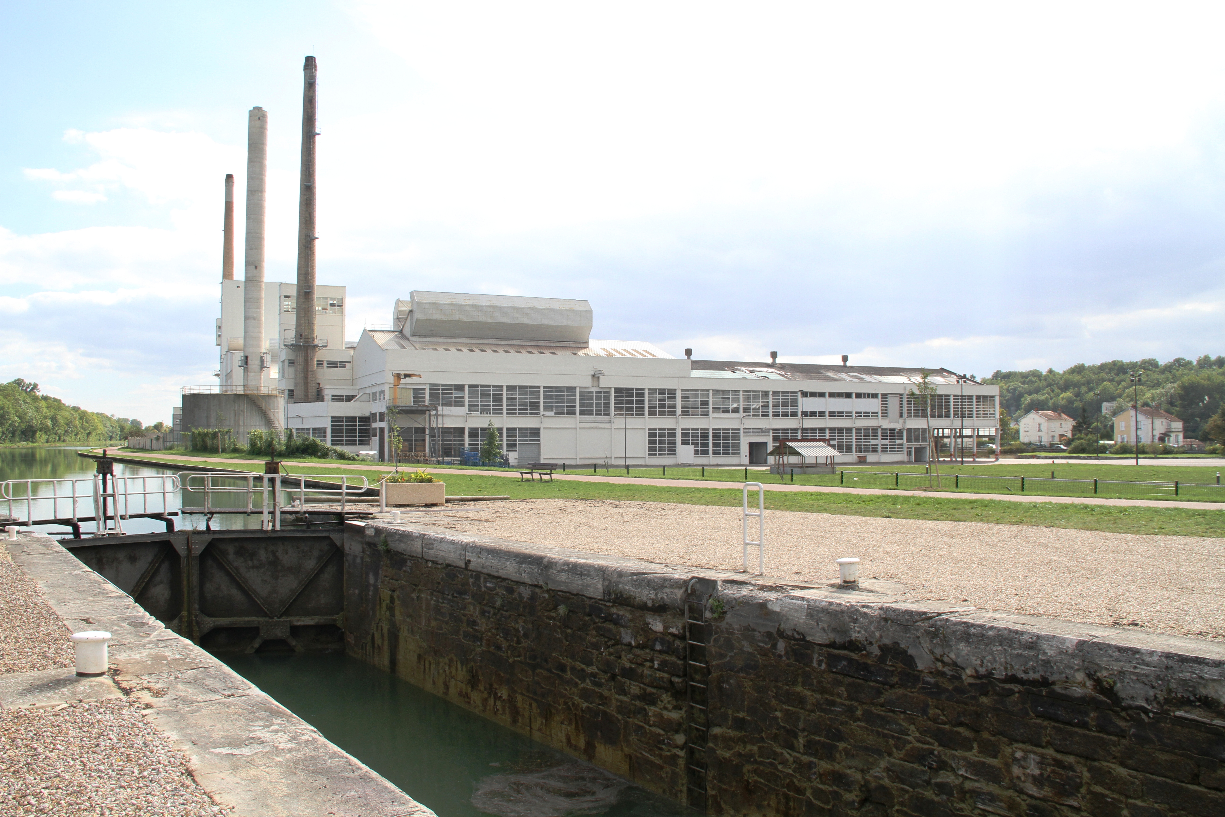 Usines de verre Corning à Bagneaux-sur-Loing (77)