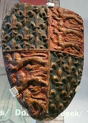 shield, guildhall, london c.1340